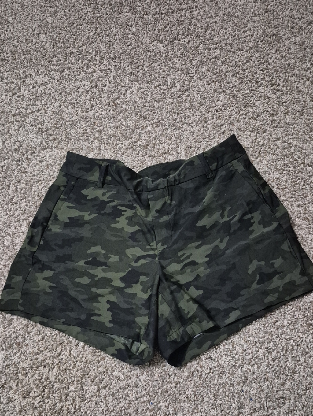 Camo Print Women’s Shorts - Dark Green